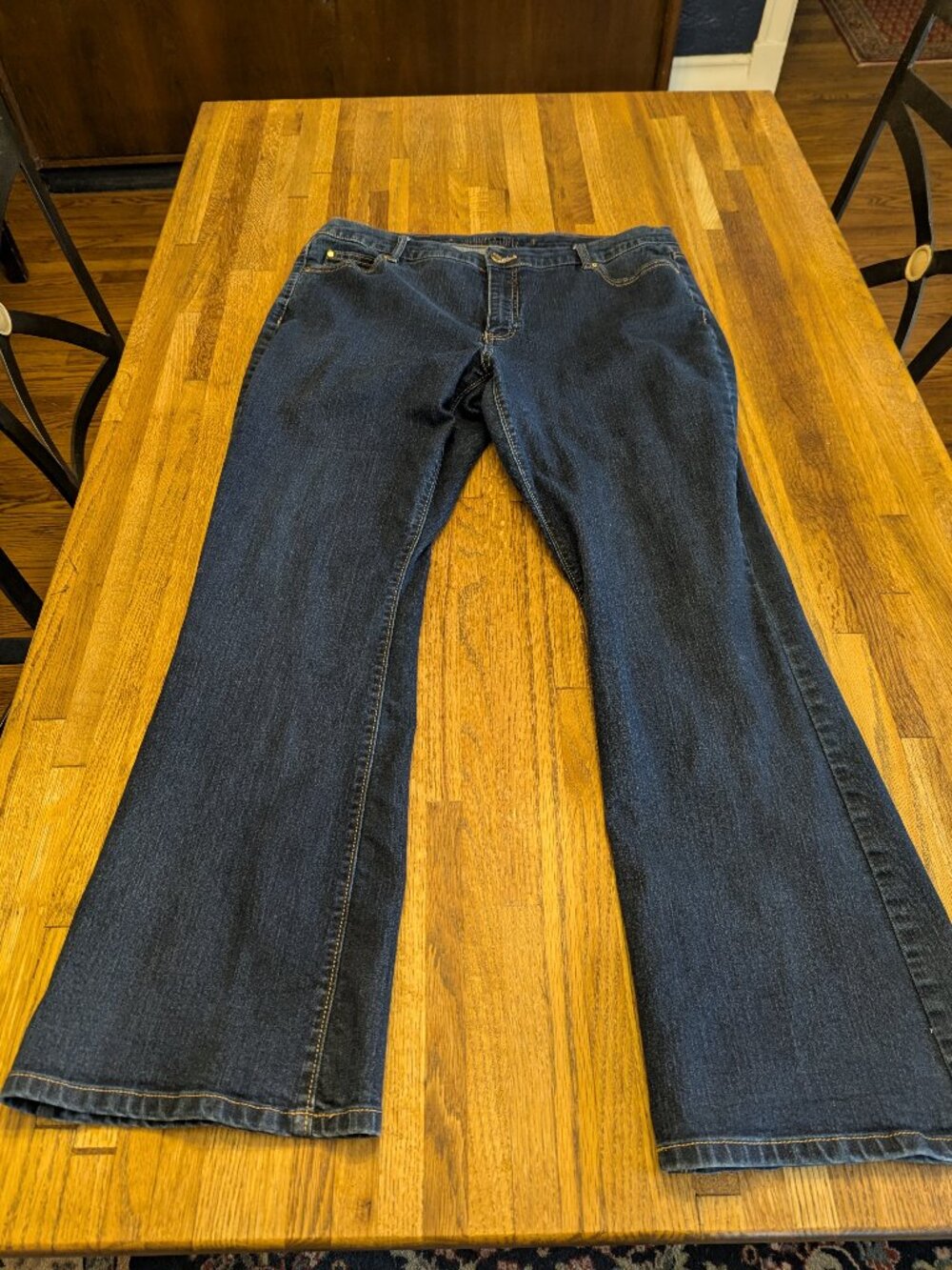 Jennifer Lopez Bootcut 18S Dark Denim Jeans